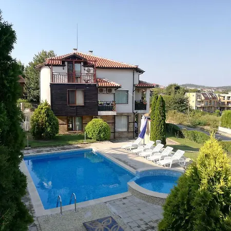 Lägenhet Sun And Sea